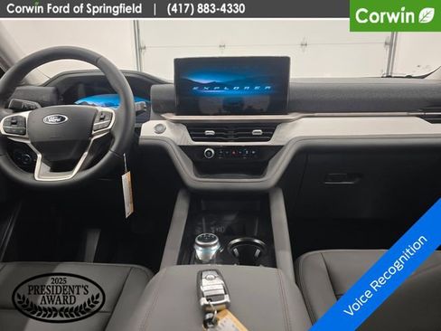 New 2026 Ford Explorer Active AWD/4WD image 15