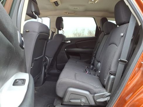 Used 2013 Dodge Journey SXT w/ Flexible Seating Group image 29
