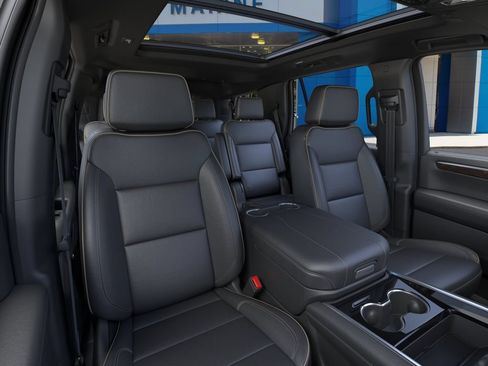 New 2026 Chevrolet Tahoe Premier w/ Sun And Tow Package AWD/4WD image 16