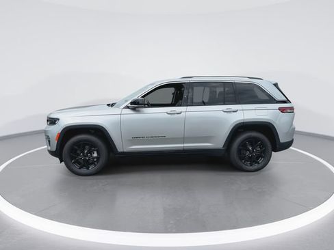 Used 2022 Jeep Grand Cherokee Limited AWD/4WD image 5
