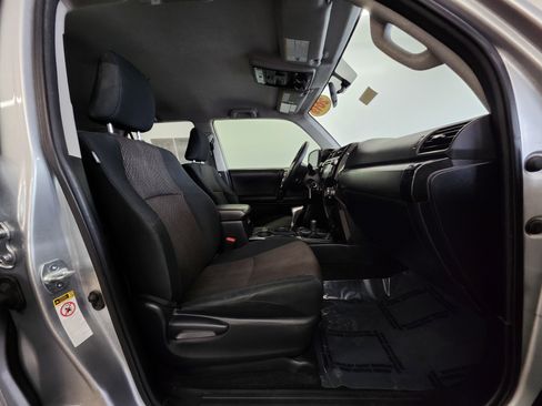 Used 2019 Toyota 4Runner TRD Off-Road image 24