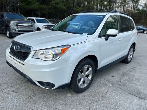 Used 2014 Subaru Forester 2.5i Premium AWD/4WD image 3