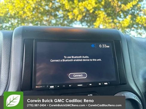 Used 2018 Jeep Wrangler Unlimited Sport S AWD/4WD image 24