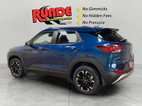 Used 2021 Chevrolet TrailBlazer LT w/ Premium Seating Package AWD/4WD image 4