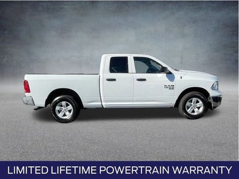 Used 2024 RAM 1500 Classic SLT image 3