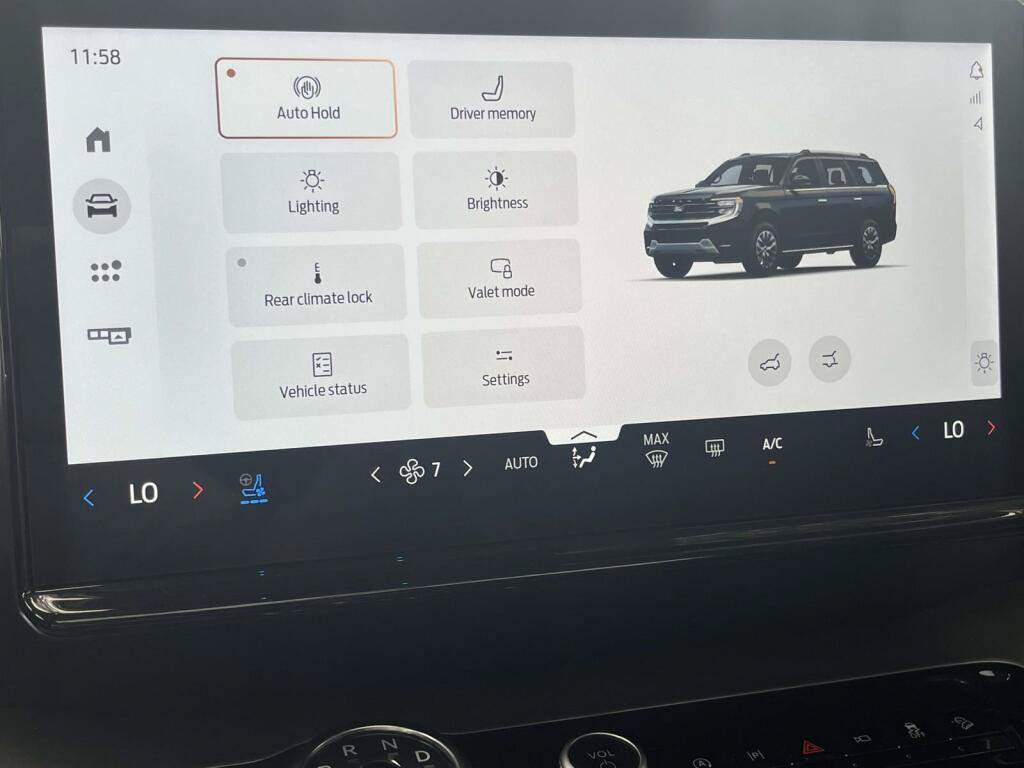 Certified 2025 Ford Expedition Platinum AWD/4WD image 28