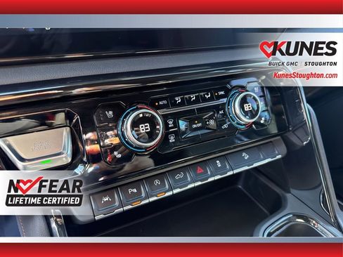 Used 2025 GMC Sierra 1500 AT4 w/ AT4 Premium Package image 37