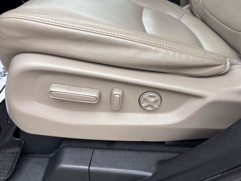 Used 2019 Honda Odyssey EX-L image 16
