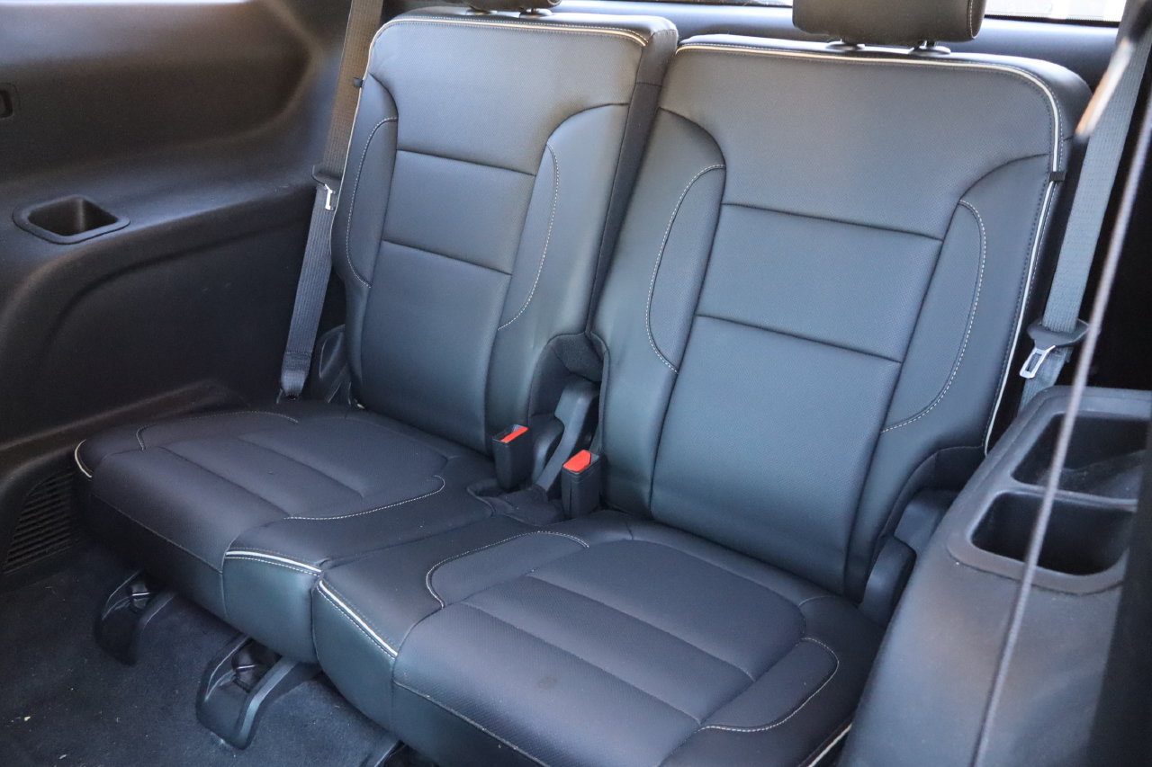 Used 2017 GMC Acadia Denali w/ Technology Package FWD image 7