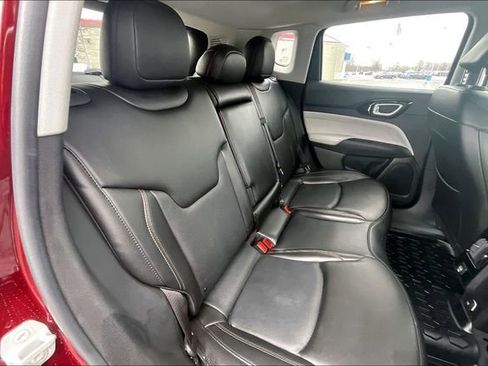 Used 2022 Jeep Compass Limited image 27