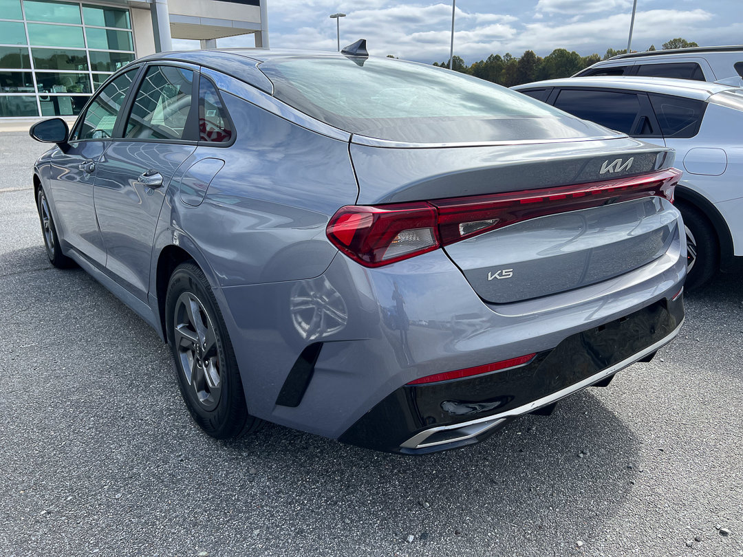 Used 2023 Kia K5 LXS FWD image 3