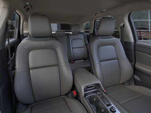 New 2026 Lincoln Corsair Premiere image 10