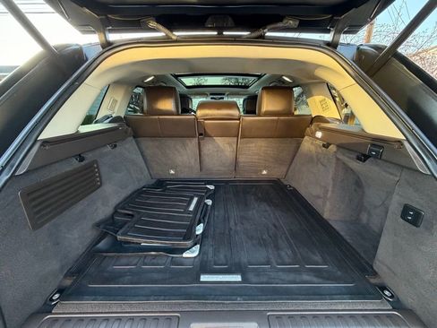 Used 2020 Land Rover Range Rover Sport HSE image 24