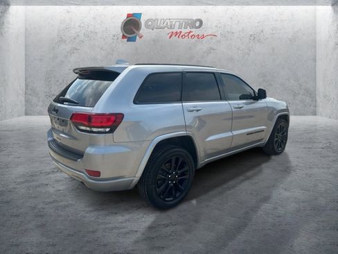 Used 2020 Jeep Grand Cherokee Altitude AWD/4WD image 6