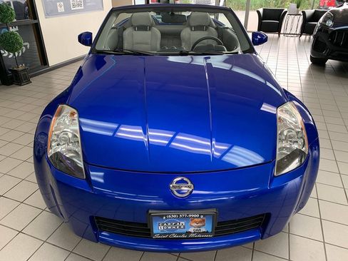 Used 2004 Nissan 350Z Touring RWD image 7