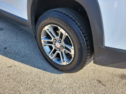 Used 2025 GMC Terrain Elevation AWD/4WD image 26
