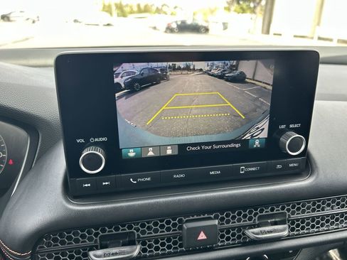 Used 2025 Honda HR-V Sport image 17