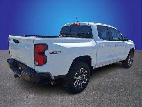 Used 2025 Chevrolet Colorado Z71 w/ Technology Package image 4