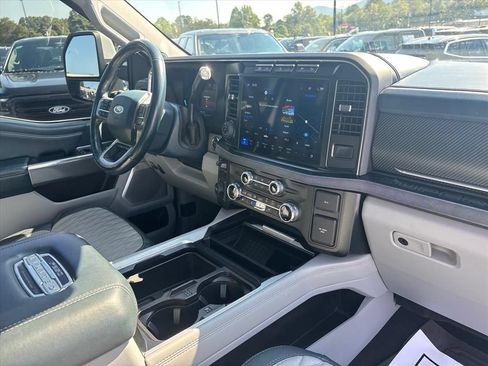 Used 2023 Ford F250 Limited w/ FX4 Off-Road Package AWD/4WD image 14
