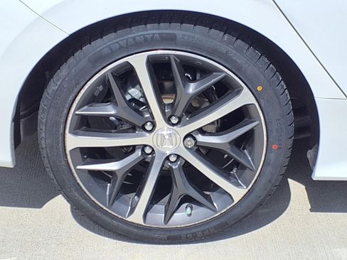 Used 2023 Honda Civic Touring image 5