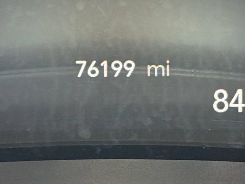 Used 2021 Chrysler Pacifica Touring-L FWD image 23