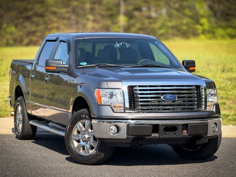 Used 2011 Ford F150 XLT w/ XLT Chrome Pkg AWD/4WD image 4