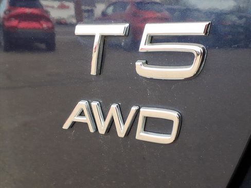 Used 2016 Volvo V60 T5 Premier image 16