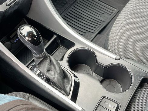 Used 2013 Hyundai Sonata SE image 14