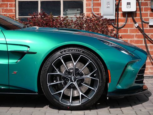 New 2026 Aston Martin V8 Vantage S RWD image 4