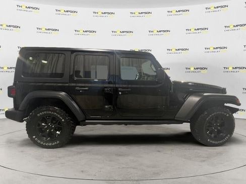 Used 2020 Jeep Wrangler Unlimited Sport AWD/4WD image 6