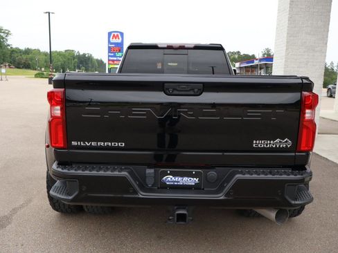 Used 2021 Chevrolet Silverado 3500 High Country AWD/4WD image 5