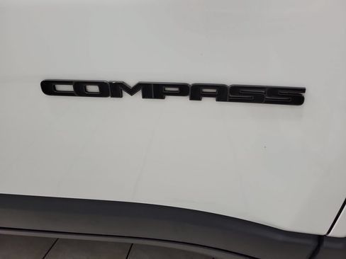 Used 2026 Jeep Compass Trailhawk AWD/4WD image 25