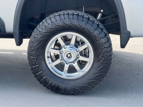 Used 2023 Chevrolet Silverado 3500 LTZ w/ LTZ Plus Package AWD/4WD image 14