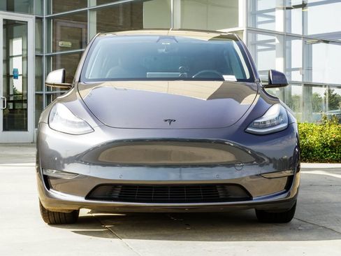 Used 2020 Tesla Model Y Long Range AWD/4WD image 7