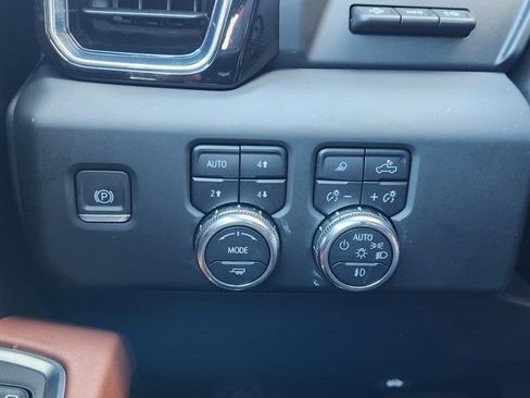 Used 2024 GMC Sierra 1500 Denali Ultimate image 24