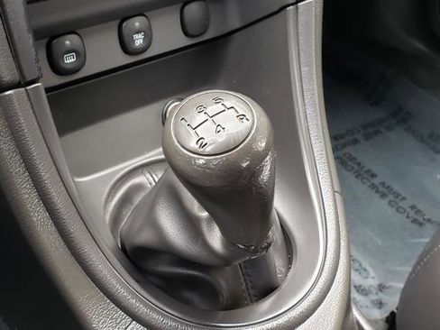 Used 2001 Ford Mustang Convertible image 24