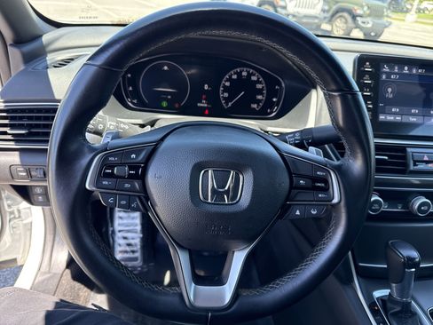 Used 2022 Honda Accord Sport image 29