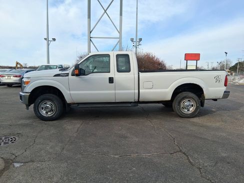 Used 2014 Ford F250 XL w/ Power Equipment Group image 5