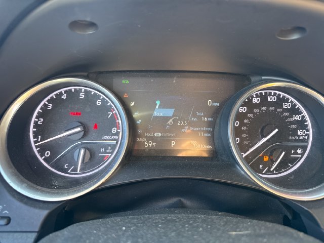 Used 2018 Toyota Camry XLE FWD image 22