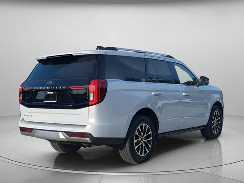 Certified 2025 Ford Expedition Platinum AWD/4WD image 40