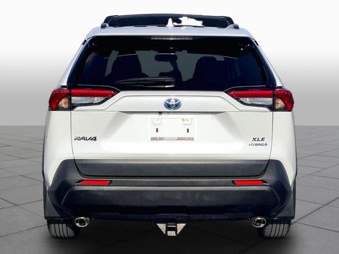Used 2024 Toyota RAV4 XLE Premium AWD/4WD image 5