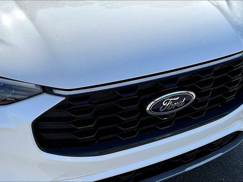 Used 2025 Ford Escape ST-Line Elite w/ Premium Technology Package image 34