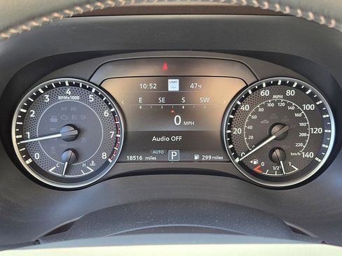 Used 2024 Nissan Armada Platinum w/ Captain's Chairs Package image 19