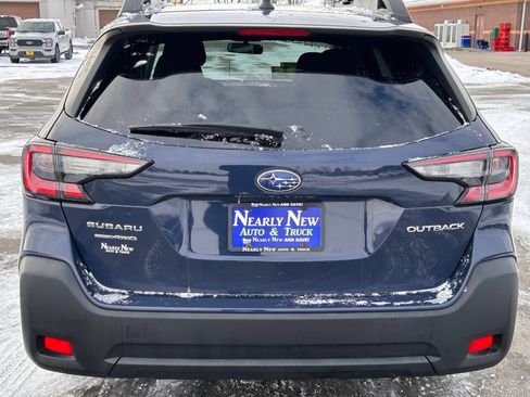 Used 2024 Subaru Outback Premium image 5