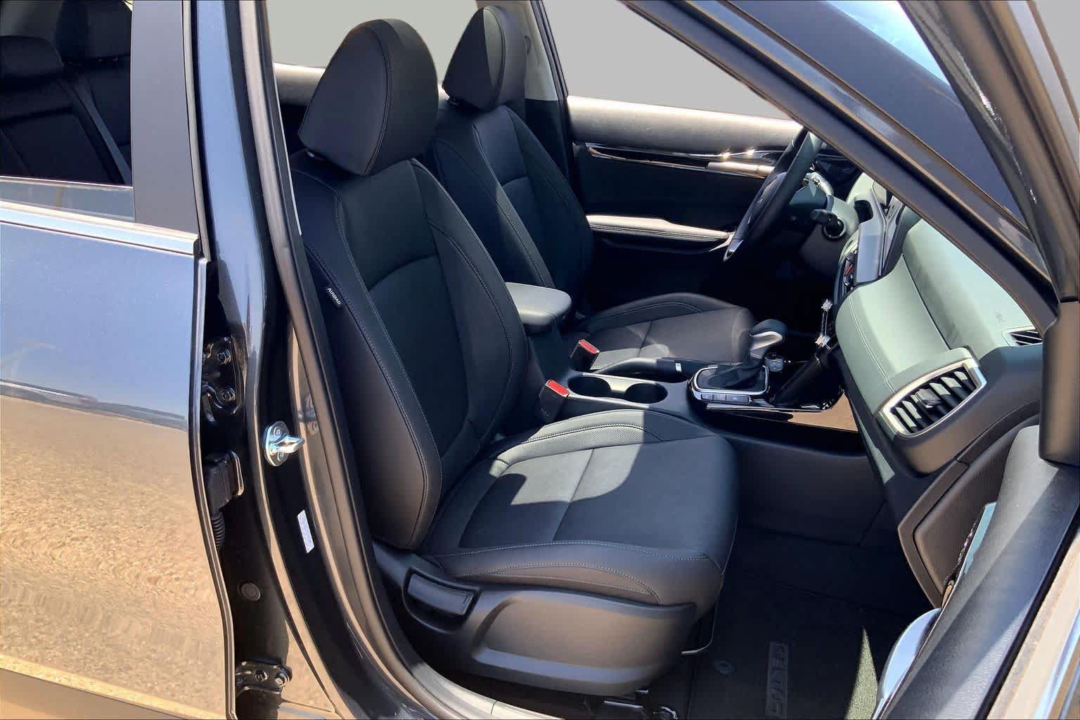 Certified 2026 Kia Seltos EX w/ EX Sunroof Package FWD image 9