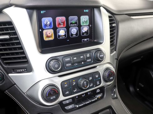 Used 2017 GMC Yukon XL SLT w/ Open Road Package image 27