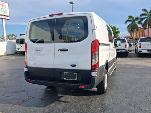 Used 2025 Ford Transit 250 Low Roof w/ Exterior Upgrade Package RWD image 4