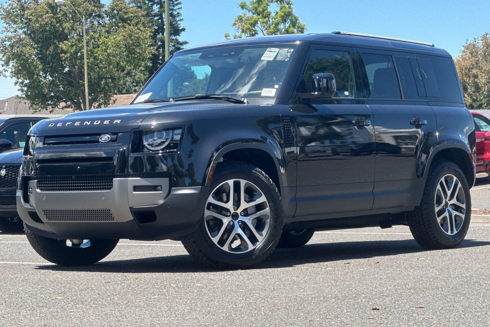 New 2026 Land Rover Defender 110 S AWD/4WD image 1