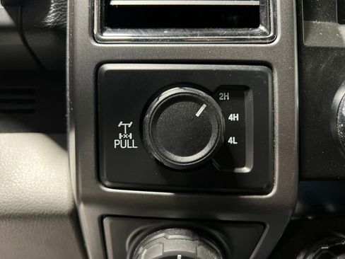 Used 2020 Ford F150 XLT w/ Equipment Group 302A Luxury image 14