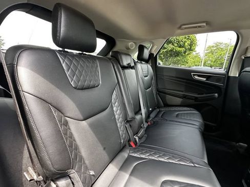Certified 2023 Ford Edge Titanium AWD/4WD image 38